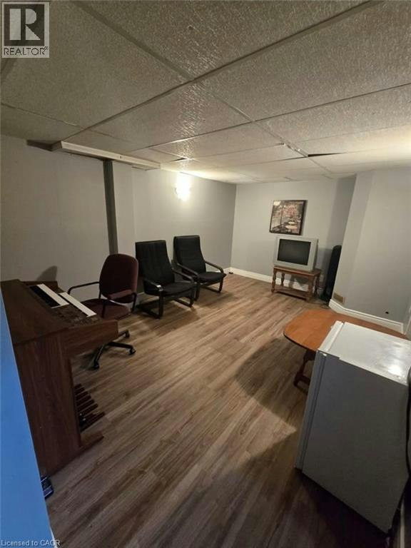 Room 5-409 Castlegrove Place, London, ON, N6G 1L1 - 8