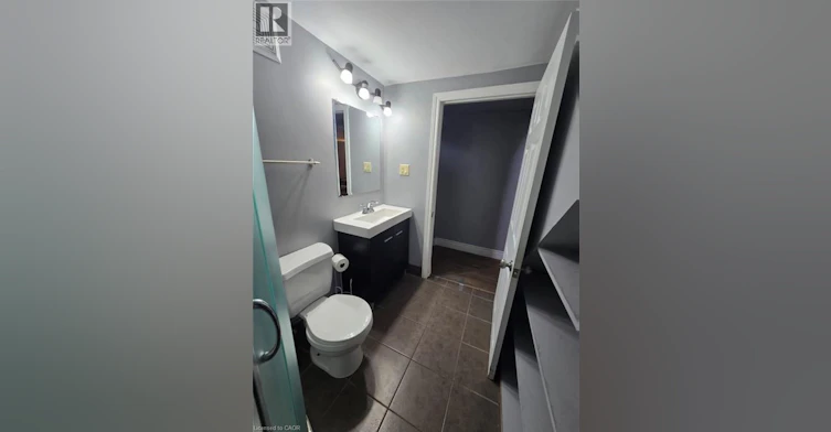 Room 4-409 Castlegrove Place, London, ON, N6G 1L1 - 11