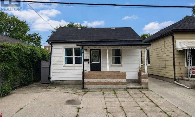 563 South Street S