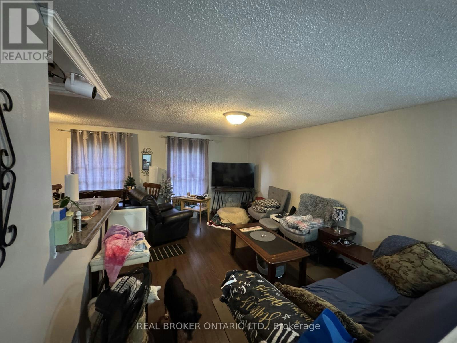 28 Tara Crescent, Thorold, ON, L2V 4M1 - 4