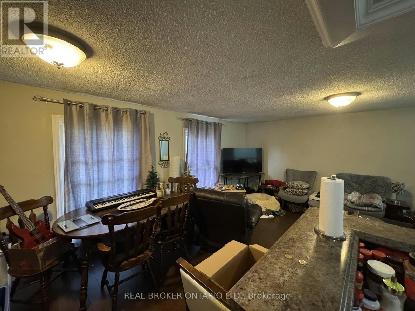28 Tara Crescent, Thorold, ON, L2V 4M1 - 8