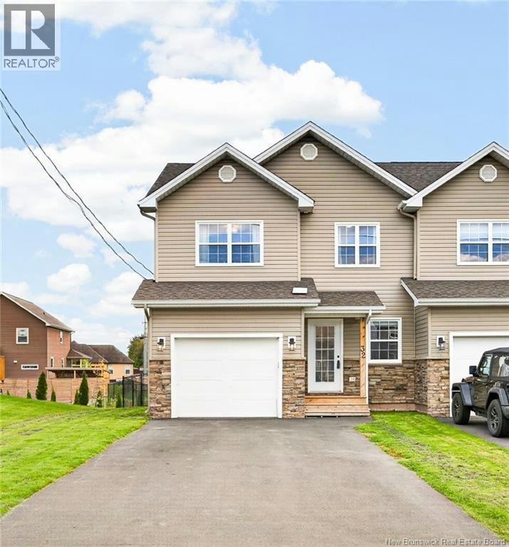 32 Rochefort Street, Dieppe, NB, E1A 6S4