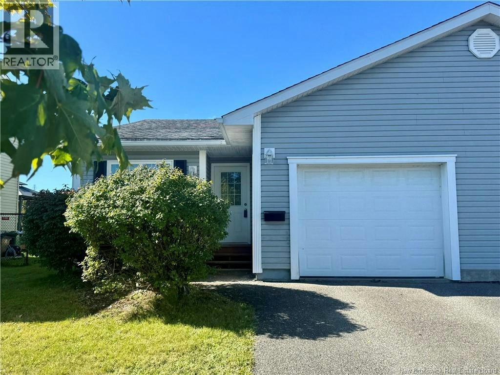 26 Acorn Drive, Saint John, NB, E2M 7X8