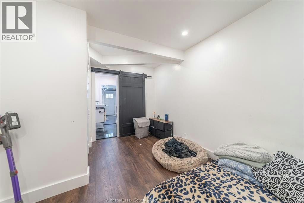 1354 Mckay Avenue, Windsor, ON, N9B 2B2 - 30