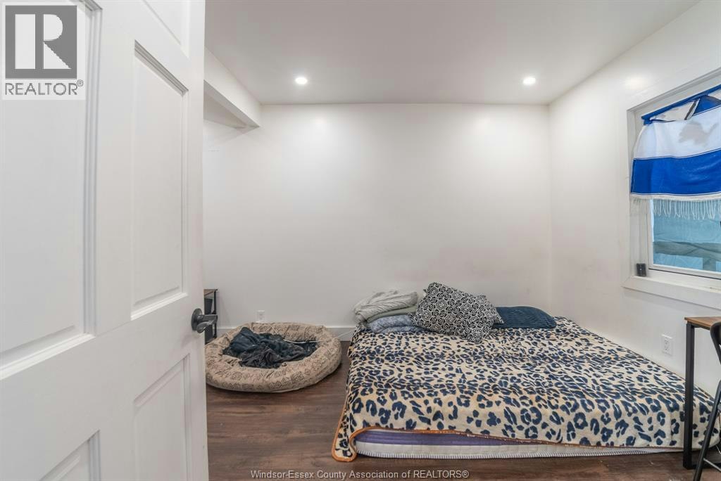 1354 Mckay Avenue, Windsor, ON, N9B 2B2 - 31