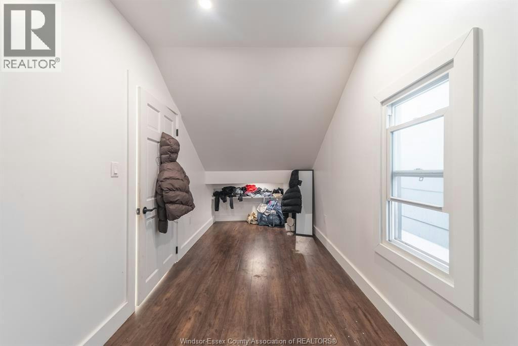1354 Mckay Avenue, Windsor, ON, N9B 2B2 - 19