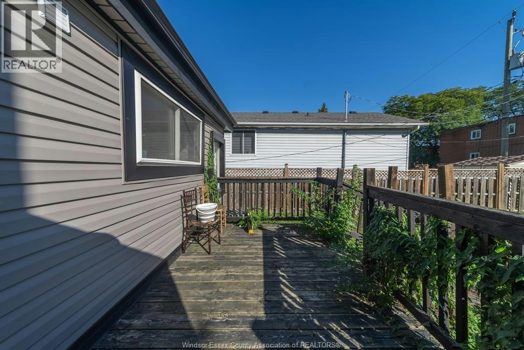 1354 Mckay Avenue, Windsor, ON, N9B 2B2 - 41