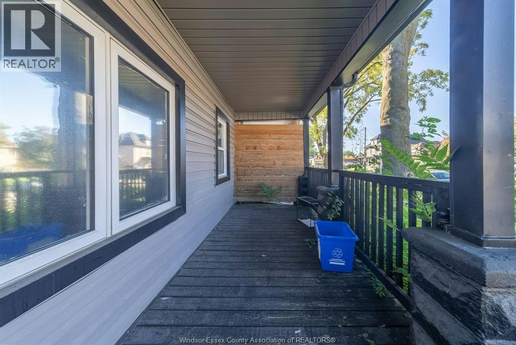1354 Mckay Avenue, Windsor, ON, N9B 2B2 - 4