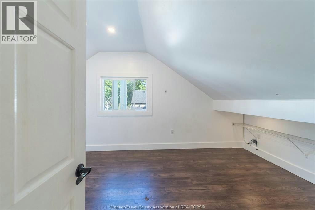 1354 Mckay Avenue, Windsor, ON, N9B 2B2 - 21