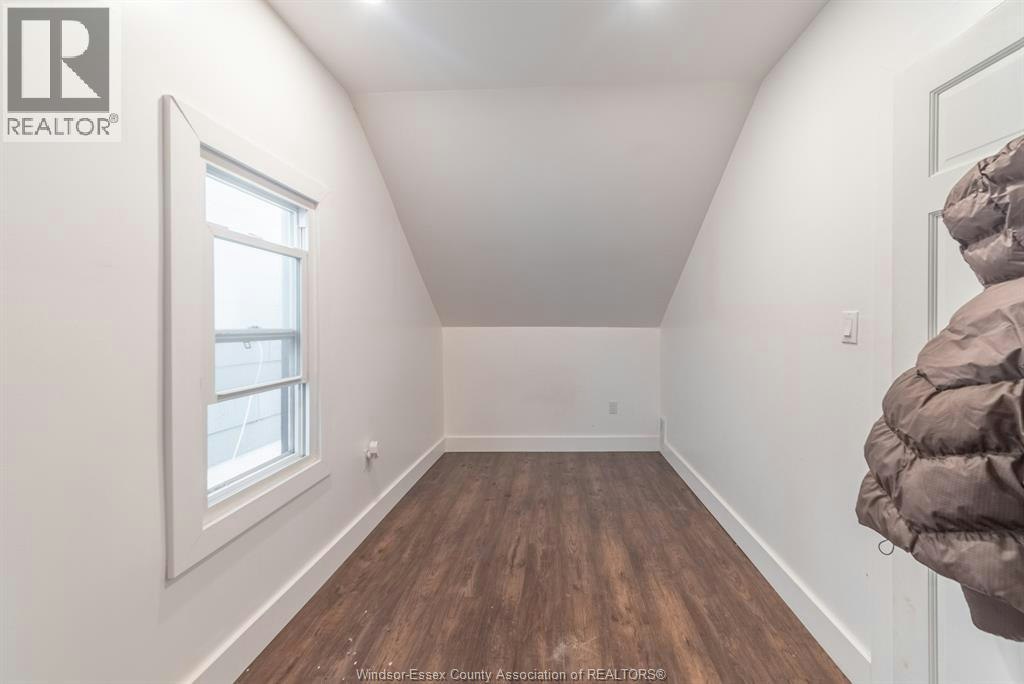 1354 Mckay Avenue, Windsor, ON, N9B 2B2 - 20