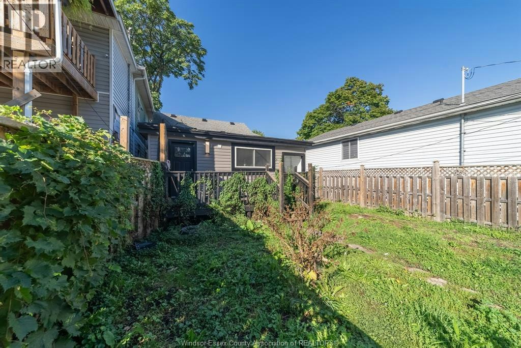 1354 Mckay Avenue, Windsor, ON, N9B 2B2 - 47