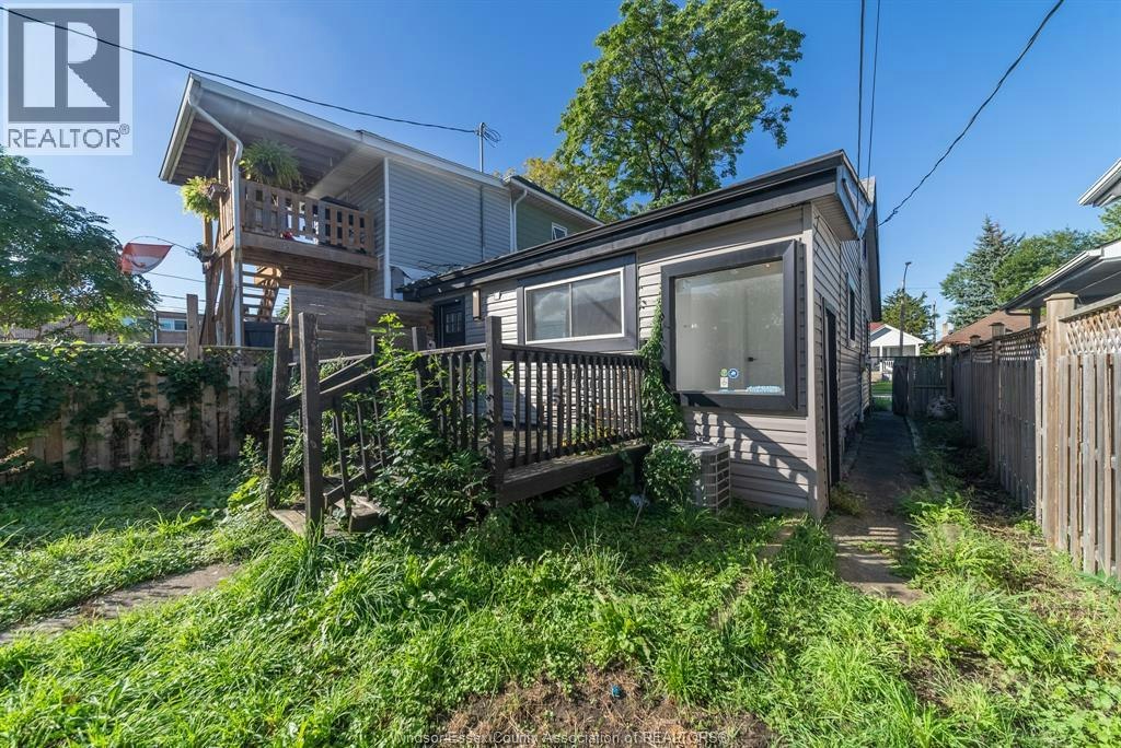 1354 Mckay Avenue, Windsor, ON, N9B 2B2 - 42