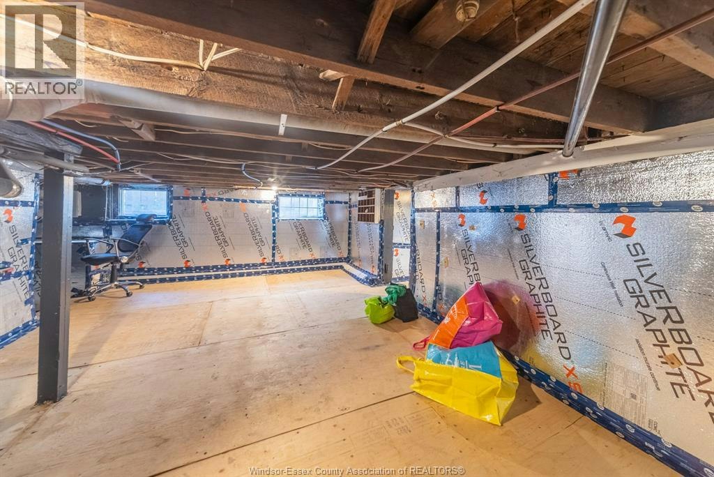 1354 Mckay Avenue, Windsor, ON, N9B 2B2 - 35
