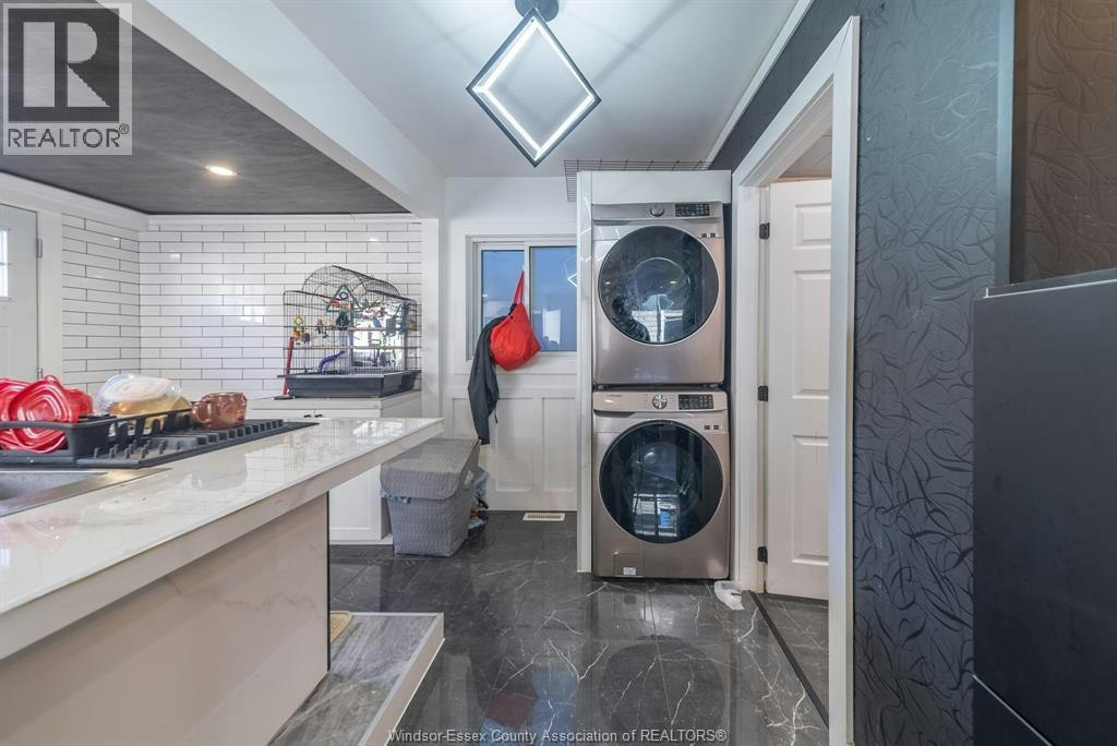 1354 Mckay Avenue, Windsor, ON, N9B 2B2 - 13