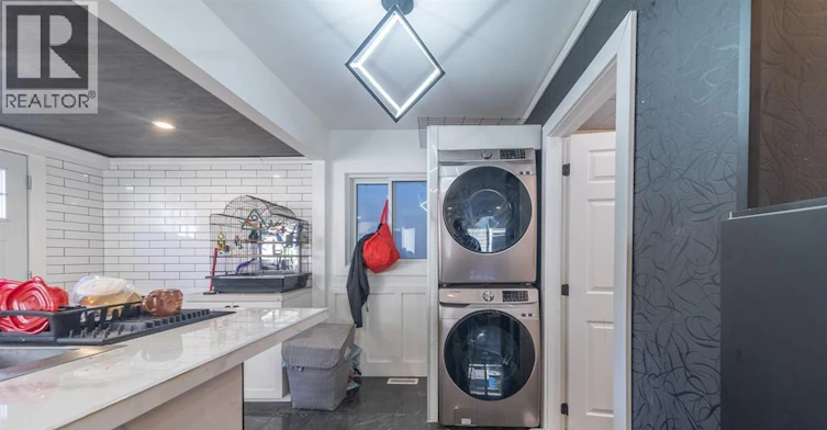 1354 Mckay Avenue, Windsor, ON, N9B 2B2 - 13