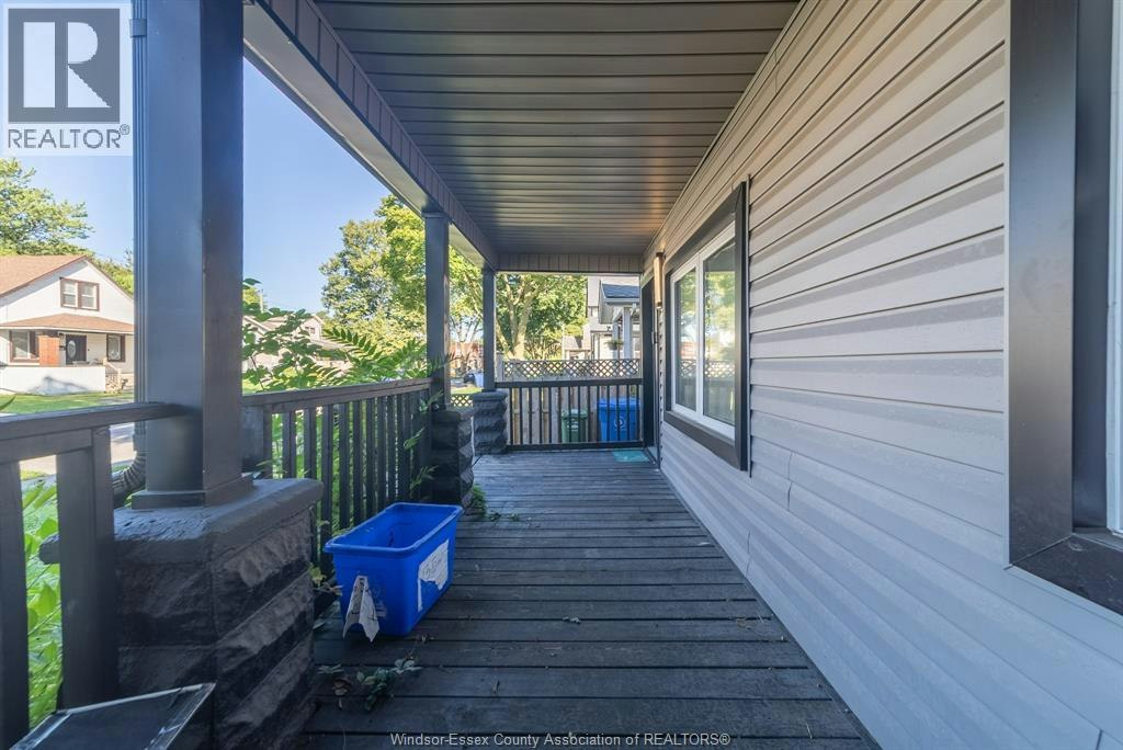 1354 Mckay Avenue, Windsor, ON, N9B 2B2 - 5