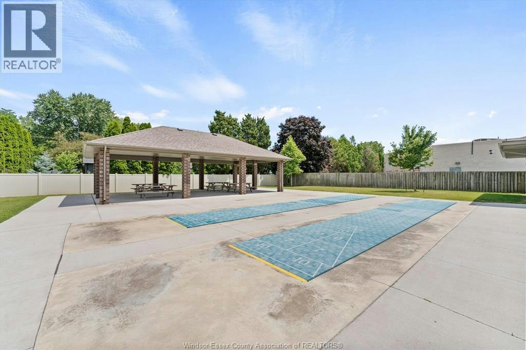 209-5840 Newman Boulevard, Lasalle, ON, N9J 0E3 - 15