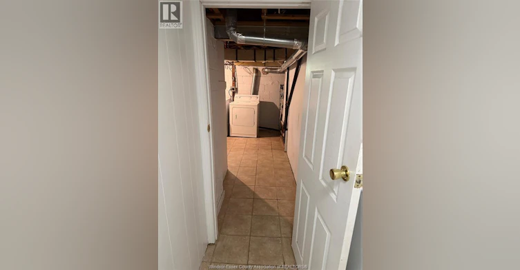 LOWER LEVEL-3190 Academy Drive, Windsor, ON, N9E 2H4 - 11