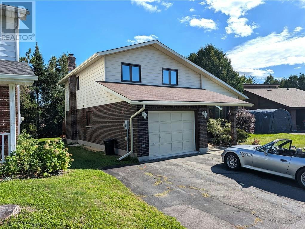 587 Jupiter Court, Greater Sudbury, ON, P3E 5N1