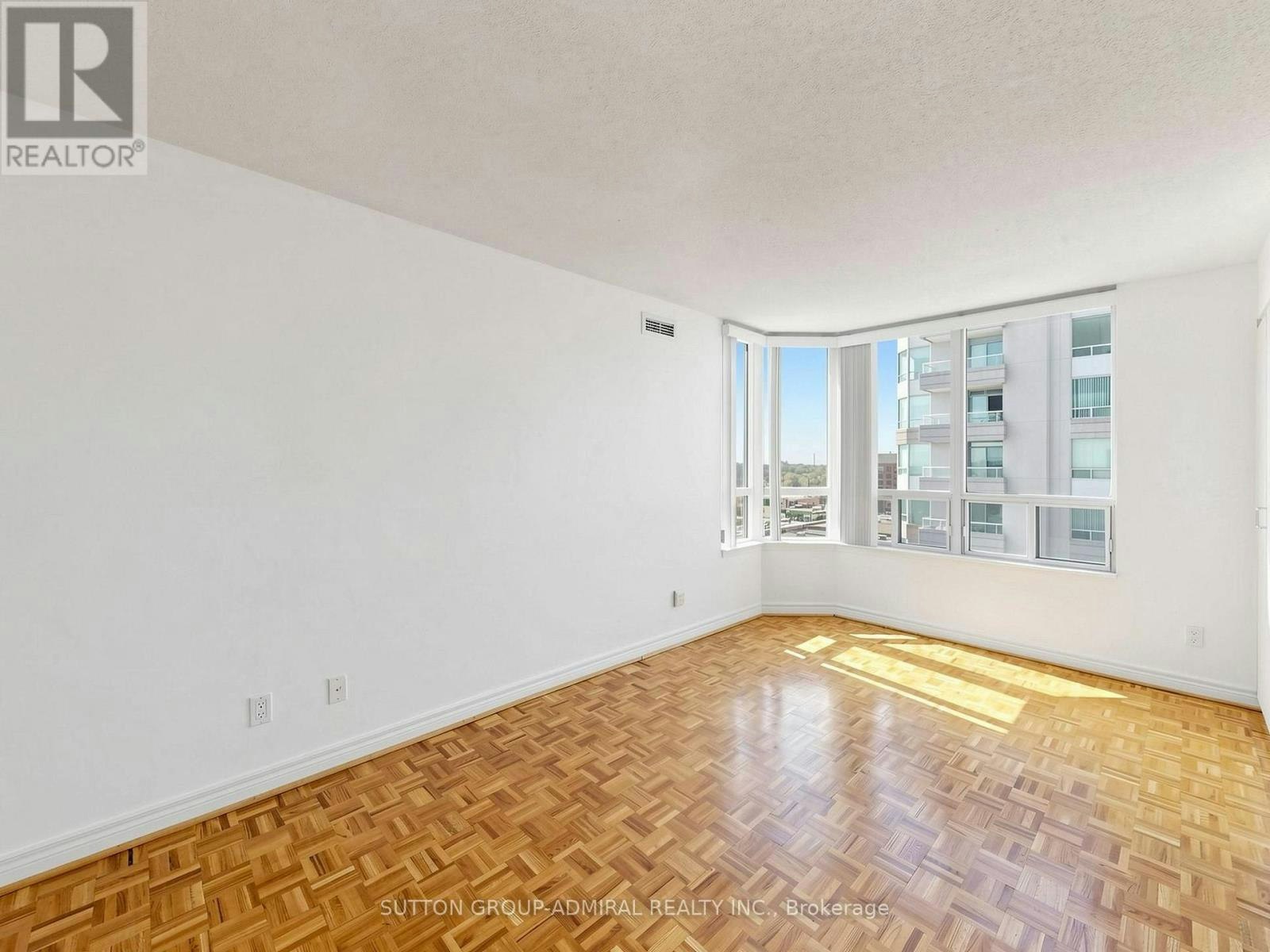 1004-2 Covington Road, Toronto, ON, M6A 3E2 - 23