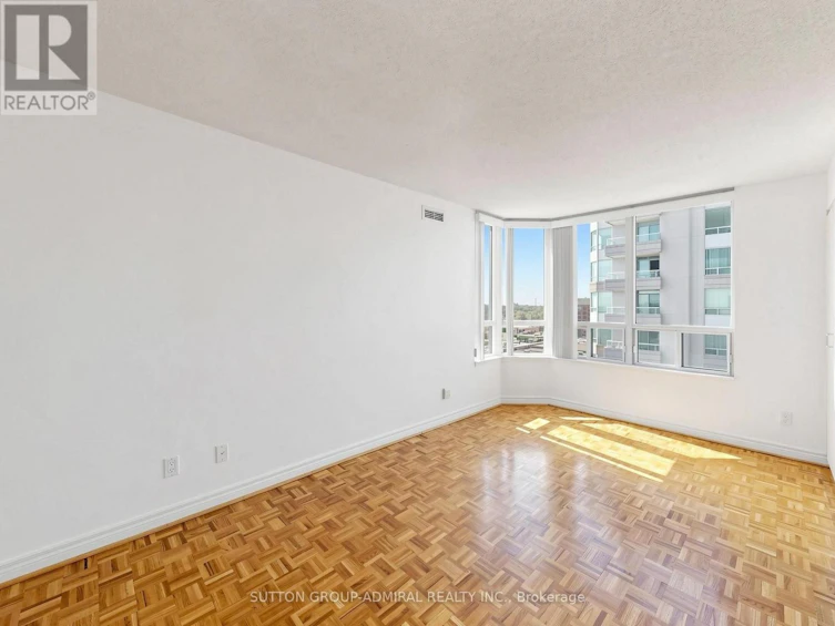 1004-2 Covington Road, Toronto, ON, M6A 3E2 - 23