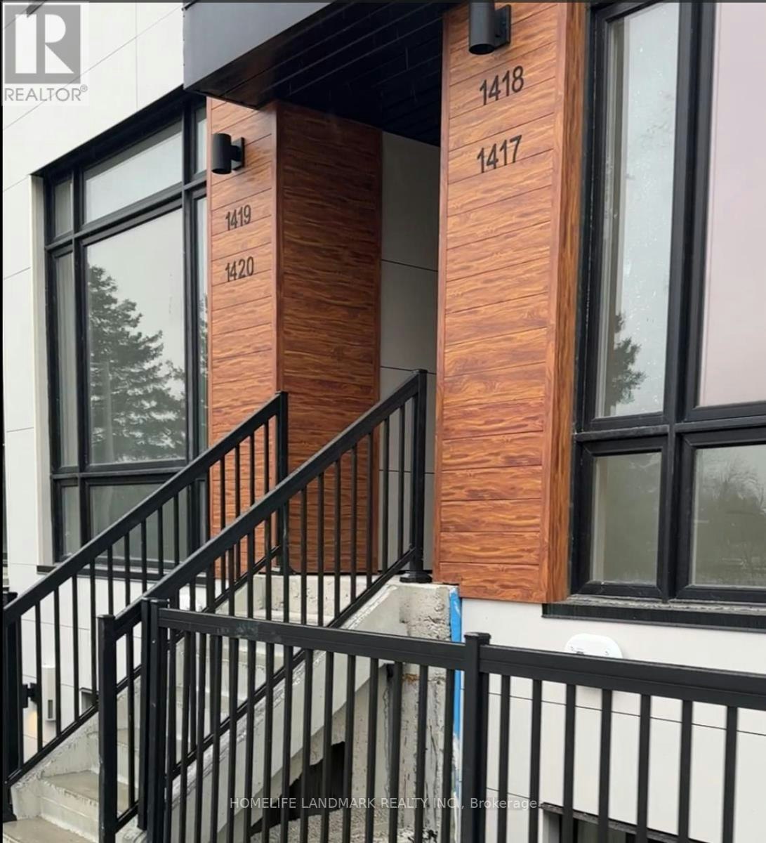 1418-15 David Eyer Road, Richmond Hill, ON, L4S 1M4
