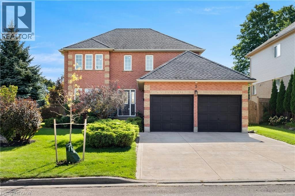 3 Greencroft Court, Kitchener, ON, N2N 3H6