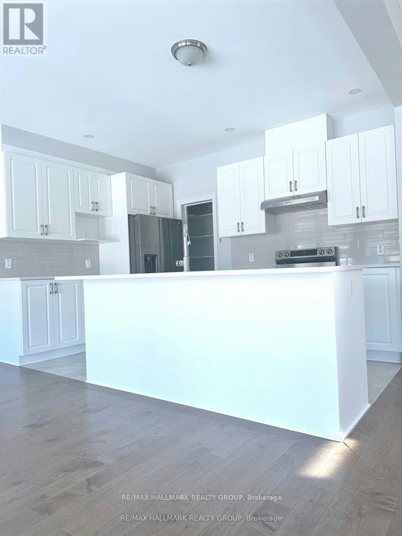 863 Snowdrop Crescent, Ottawa, ON, K1T 0X7 - 8