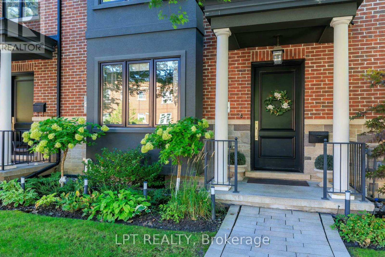 73B Rumsey Road, Toronto, ON, M4G 0C4