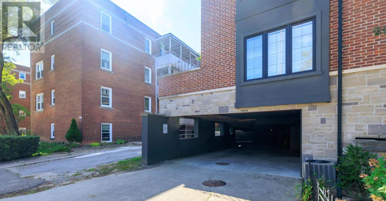 73B Rumsey Road, Toronto, ON, M4G 0C4 - 44
