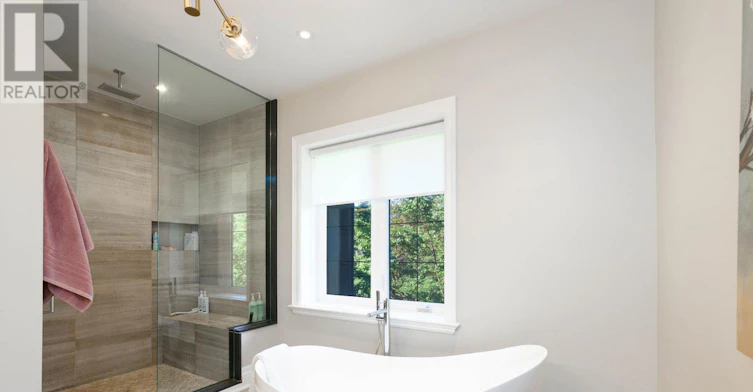 73B Rumsey Road, Toronto, ON, M4G 0C4 - 37