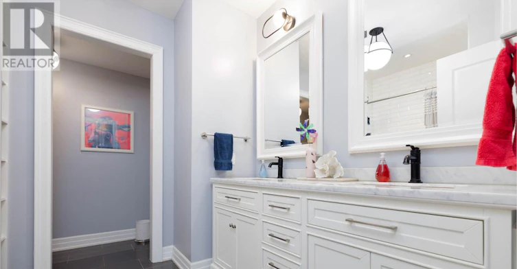73B Rumsey Road, Toronto, ON, M4G 0C4 - 26