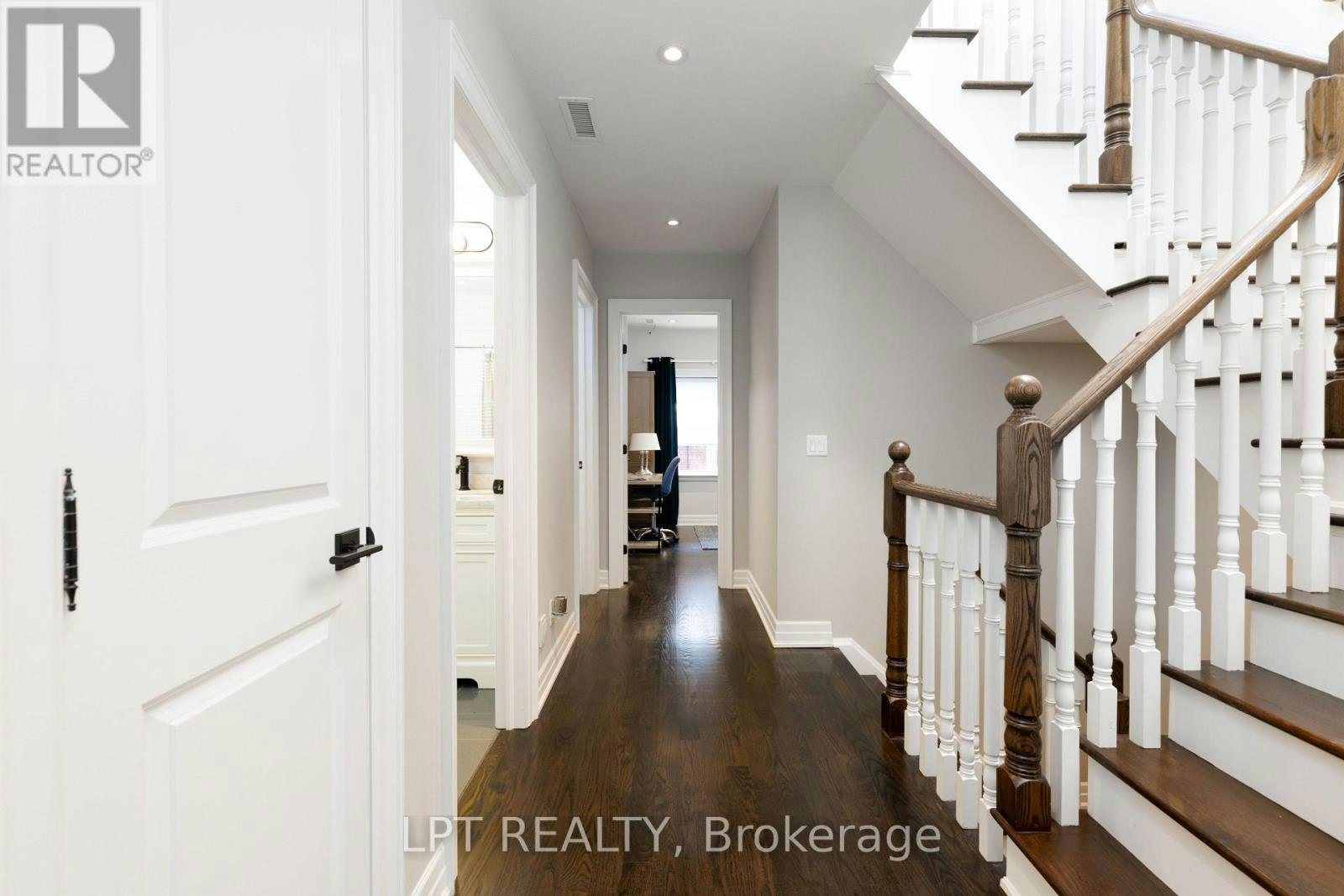 73B Rumsey Road, Toronto, ON, M4G 0C4 - 21