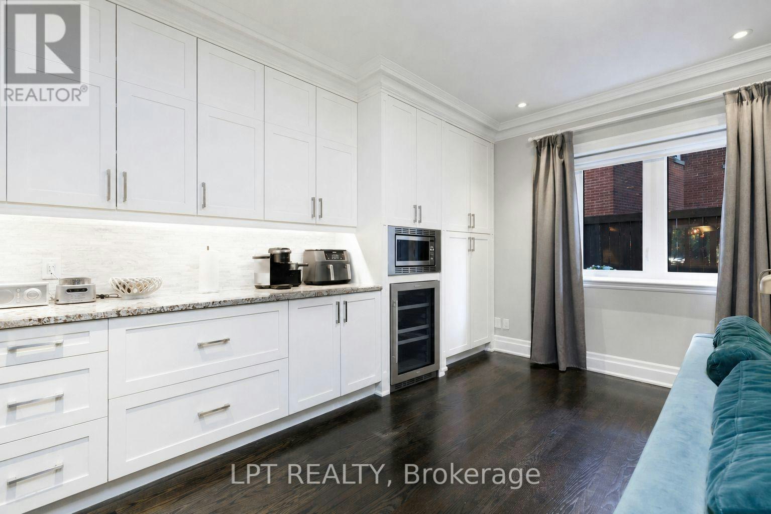 73B Rumsey Road, Toronto, ON, M4G 0C4 - 10