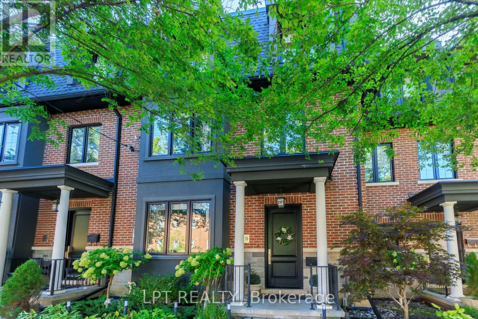 73B Rumsey Road, Toronto, ON, M4G 0C4 - 4