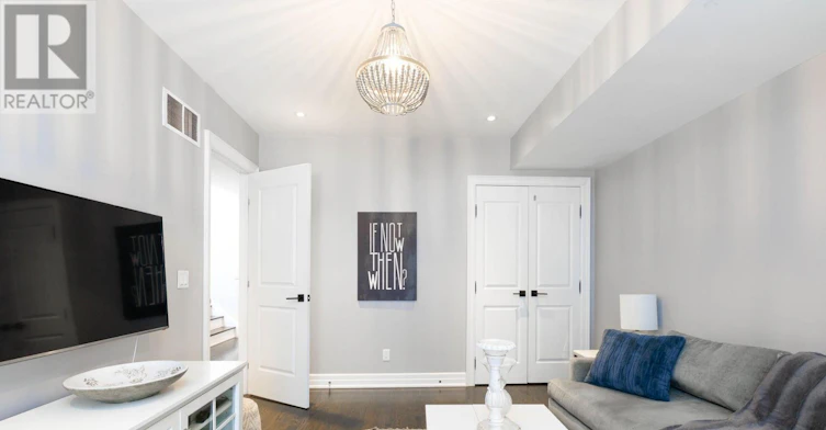 73B Rumsey Road, Toronto, ON, M4G 0C4 - 25