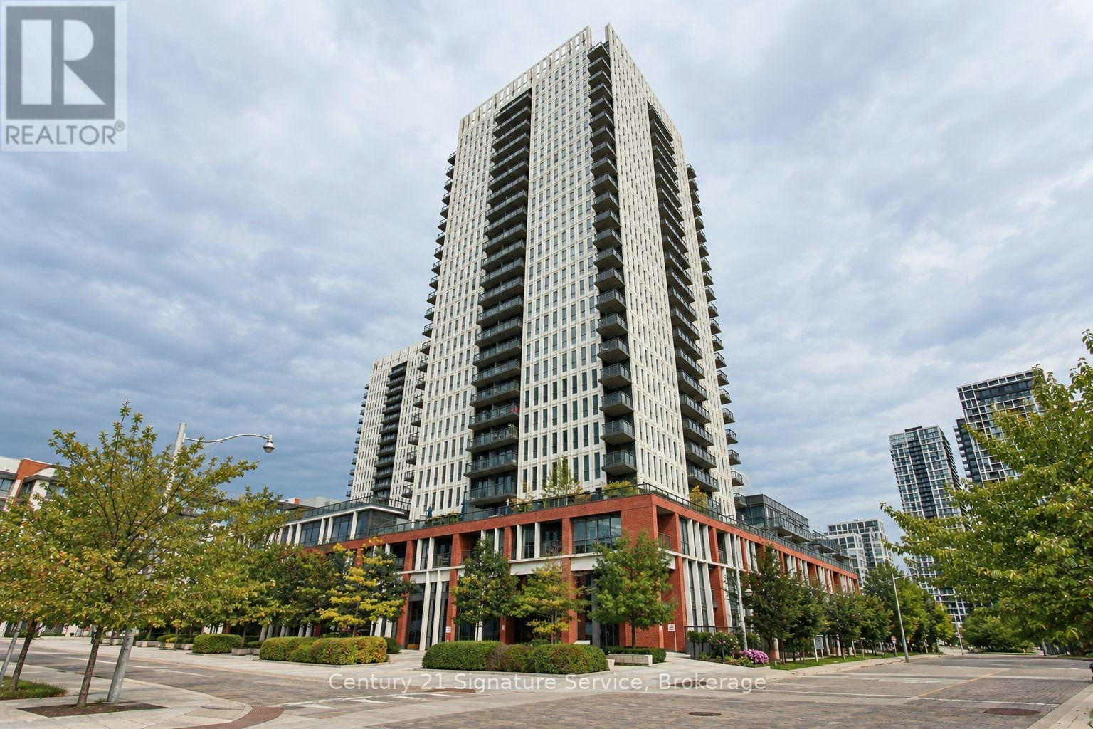 408-55 Regent Park Boulevard, Toronto, ON, M5A 0C2