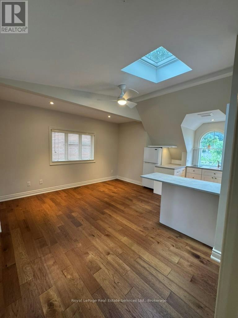 3-134 Forsythe Street, Oakville, ON, L6K 3K2