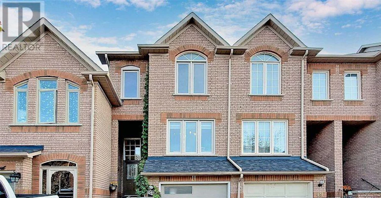 47 Tania Crescent, Vaughan, ON, L6A 2M8