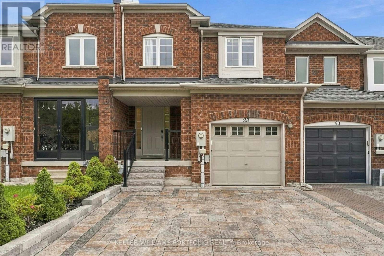 88 Matteo David Drive, Richmond Hill, ON, L4S 2S9