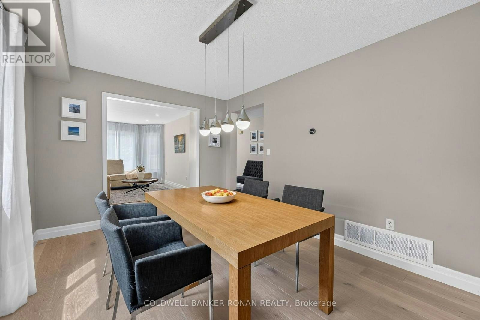 35 Farmstead Crescent, Barrie, ON, L4N 8S2 - 18