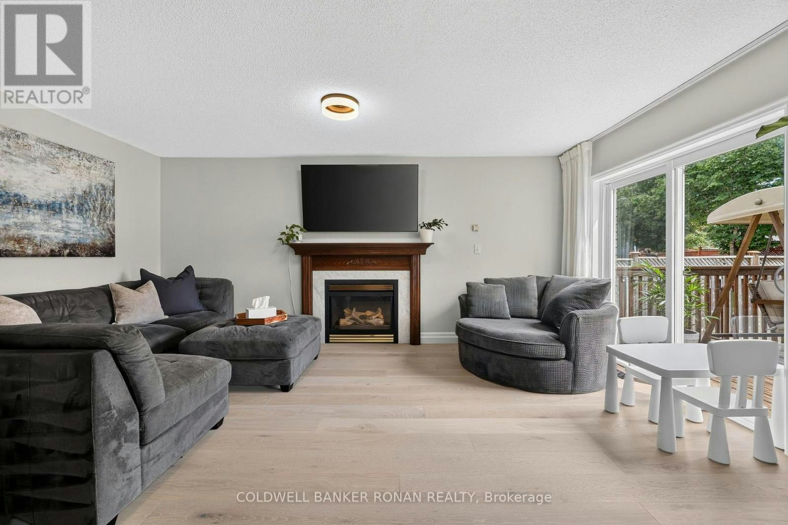 35 Farmstead Crescent, Barrie, ON, L4N 8S2 - 15