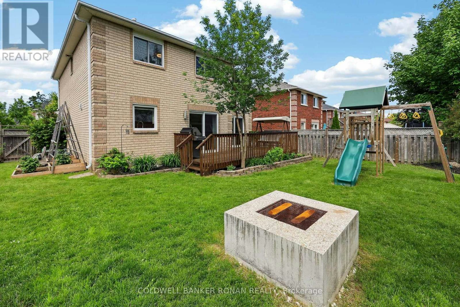 35 Farmstead Crescent, Barrie, ON, L4N 8S2 - 36