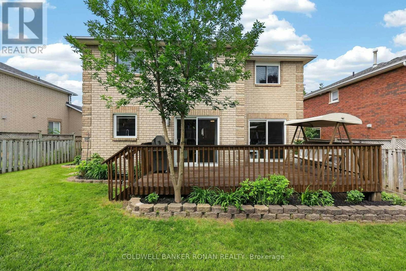 35 Farmstead Crescent, Barrie, ON, L4N 8S2 - 39