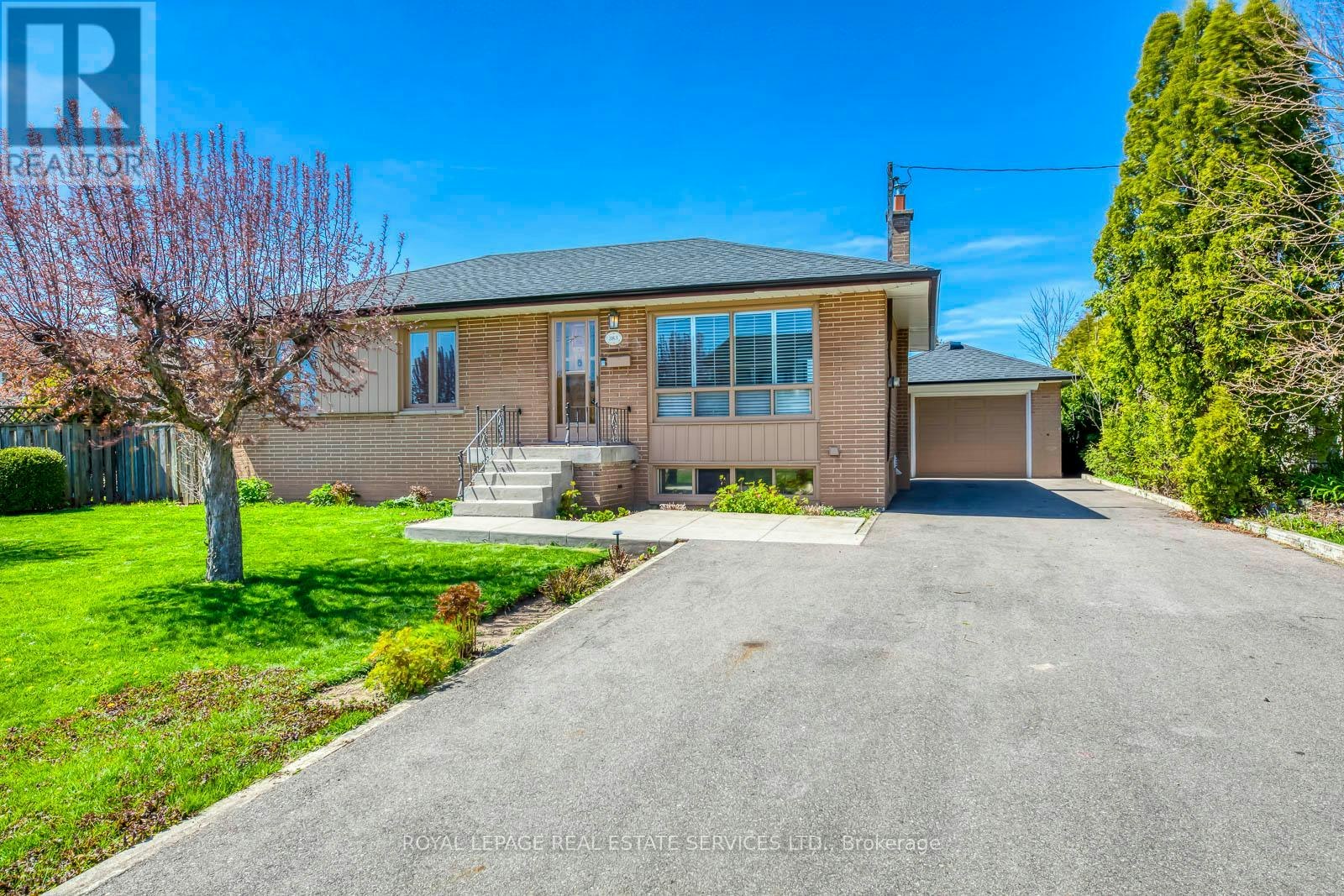 BSMT-383 Wentworth Street, Oakville, ON, L6K 1X1