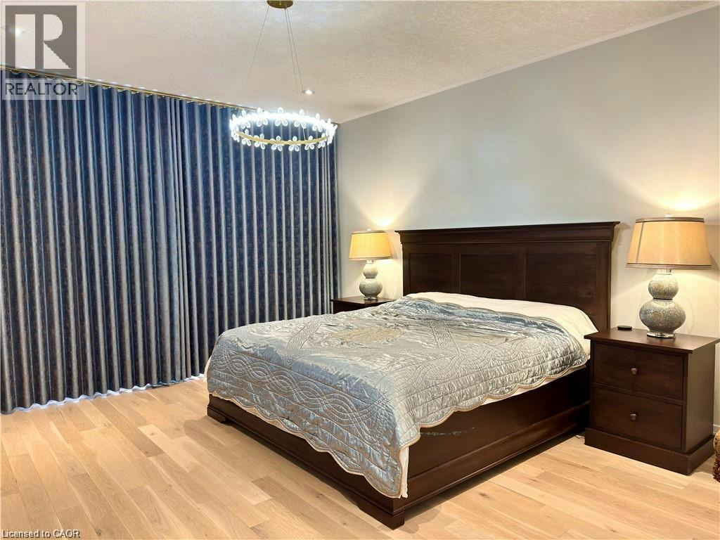 923 Eaglecrest Court, Kitchener, ON, N2K 0B8 - 28