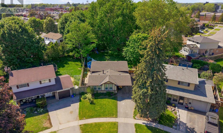 30 Deerpark Crescent