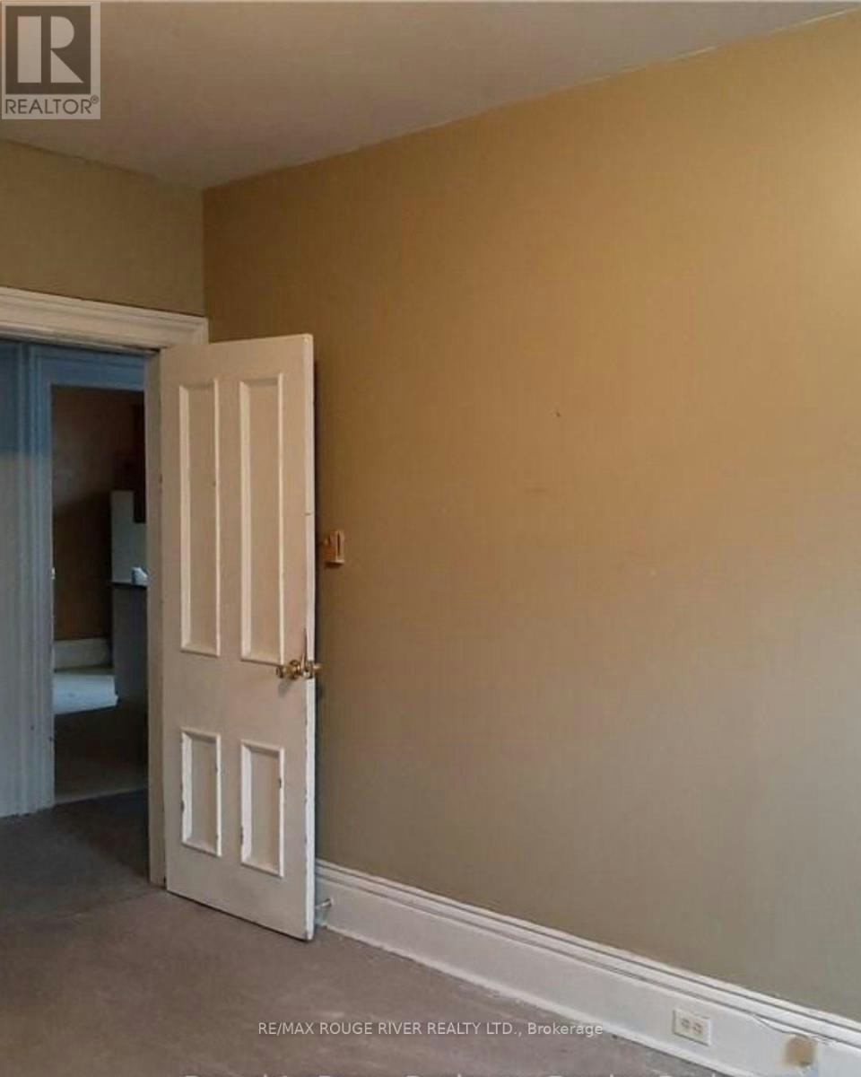51-47 Lafayette Avenue Avenue, Peterborough, ON, K9J 5C1 - 5