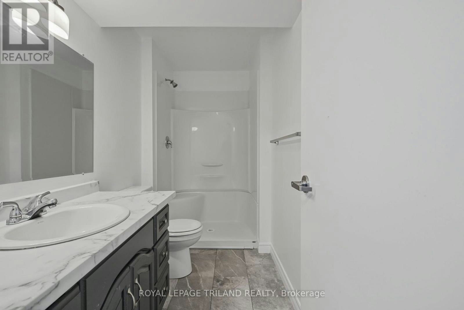 LOWER-4 Emery Street W, London, ON, N6J 1P9 - 36