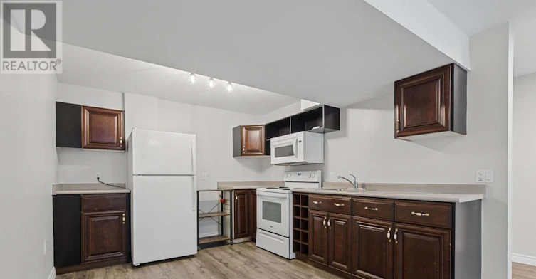 LOWER-4 Emery Street W, London, ON, N6J 1P9 - 22